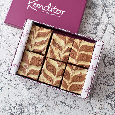 Curly Whirly Brownie Box of 12
